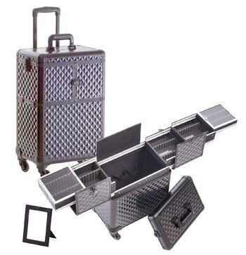 2014 new design pink aluminum beauty case , portable aluminum cosmetic display case for nail beauty,guangdong luggage,KL